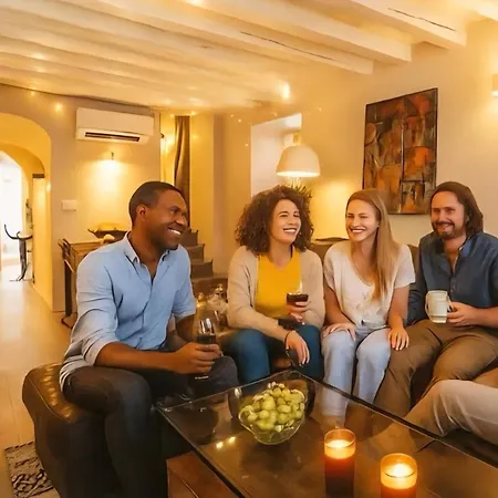 Maison entière climatisée pour 6 personnes avec parking proche Astérix, Roissy CDG, Chantilly, Le Bourget Orry-La-Ville